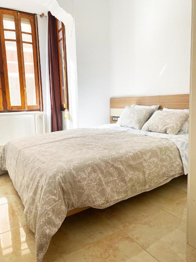 Valencia Cerca Al Puerto Shared Apartment Bagian luar foto