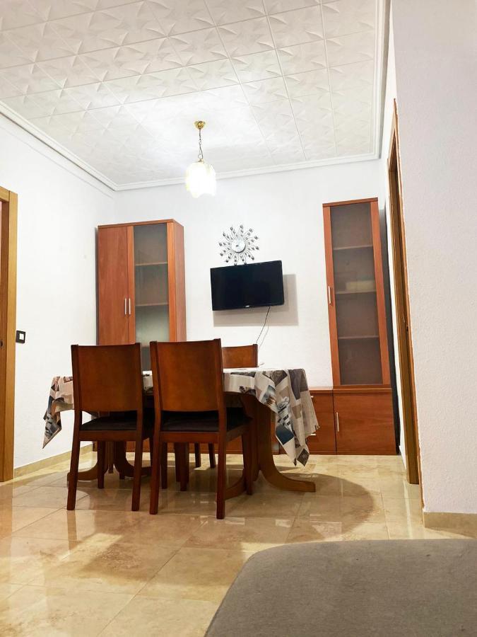 Valencia Cerca Al Puerto Shared Apartment Bagian luar foto